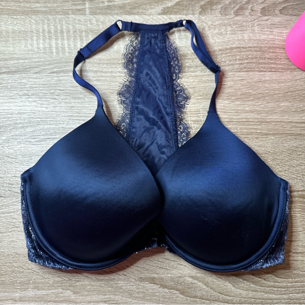 Victoria’s Secret Very Sexy Lightly  Plunge Front Closure Racer Back Size 34DD